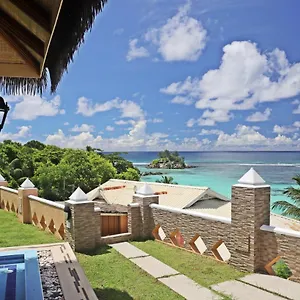 https://au-fond-de-mer-view.maheislandhotels.com